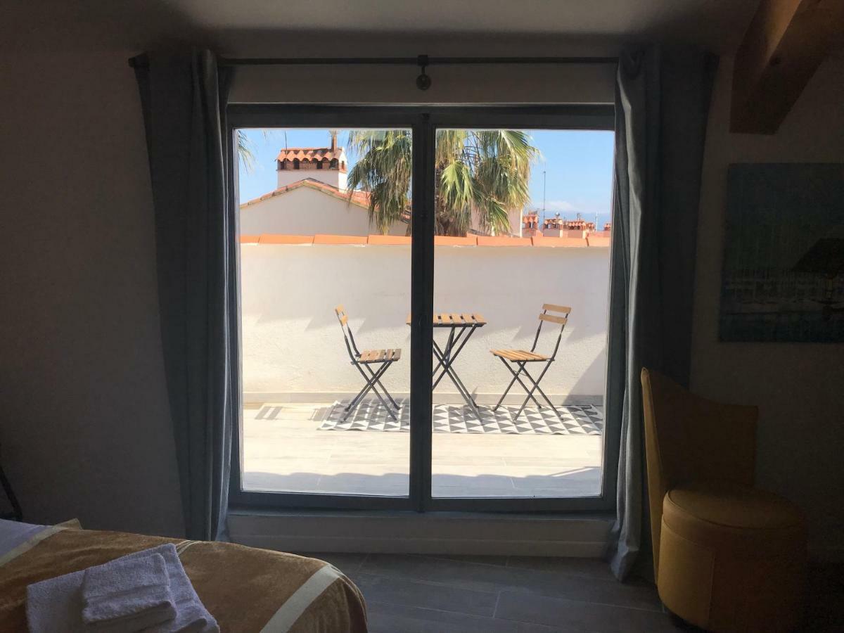 Les Chambres D'Agatha Sanary-sur-Mer Esterno foto